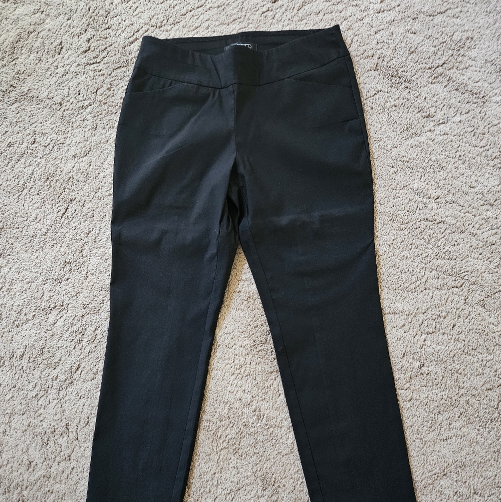 Like NEW ☆ Kasper Crop Pants, Size Medium Petite, NICE!